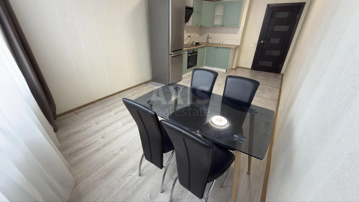 2k apartment vul. Volodymyra Naumovycha 4А696341