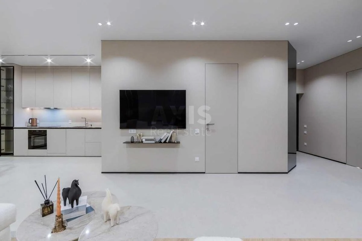 2к квартира ул. Андрея Верхогляда 18649079