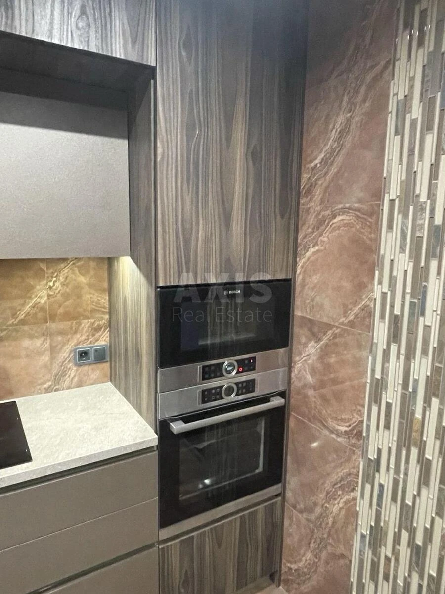2k apartment vul. Zhmachenka Generala 28Б697692