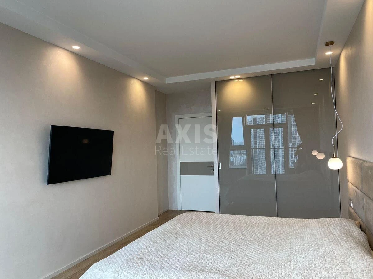 2k apartment pr-t Berestejskij 5Б702158