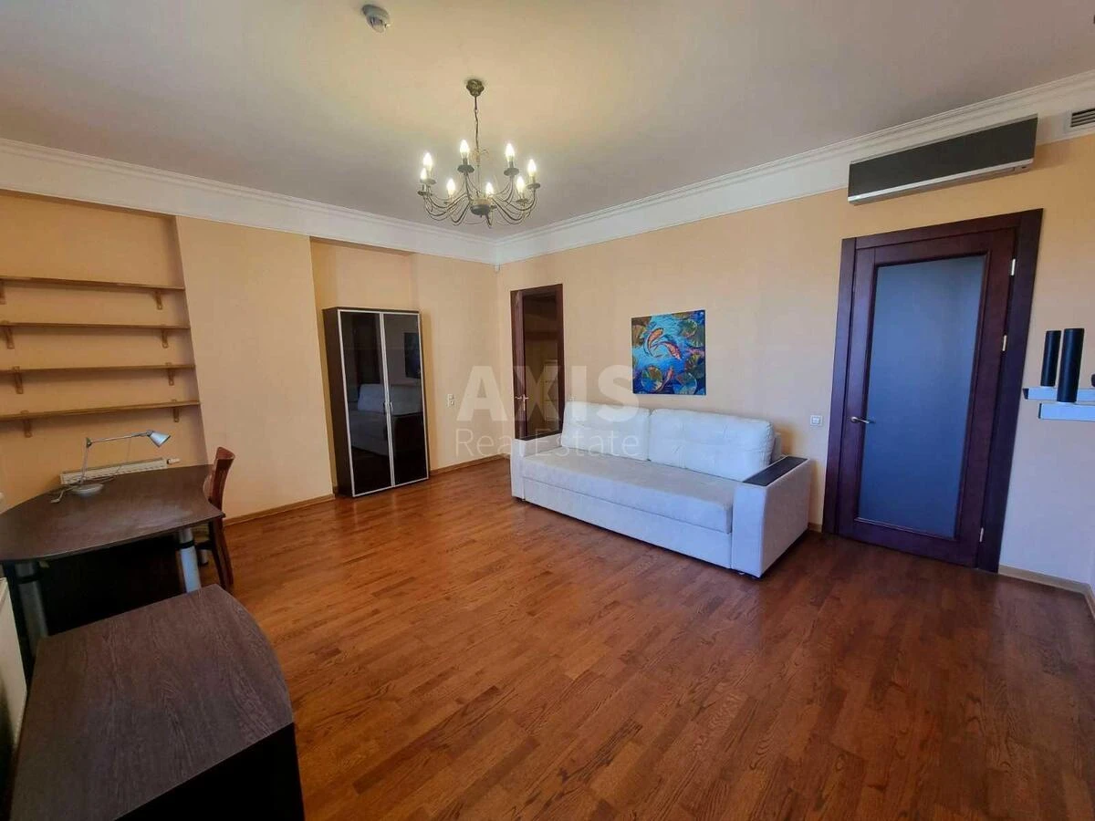 4k apartment vul. Jevgena Konoval'cja 44А7148017
