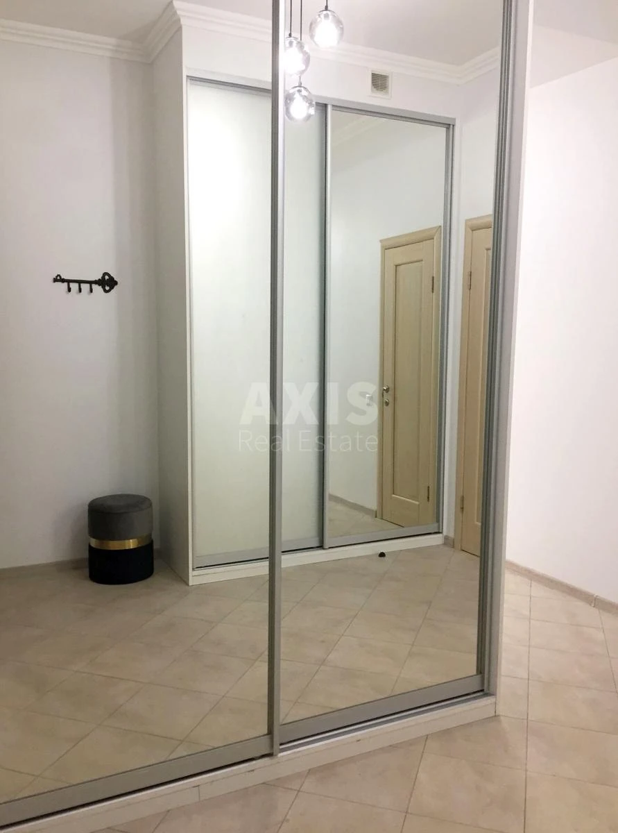 1k apartment vul. Jevgena Konoval'cja 44А686225