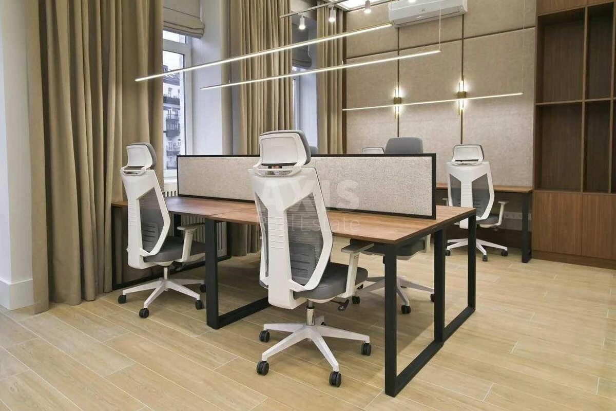 Office vul. Rustaveli Shota 1, 70m267536