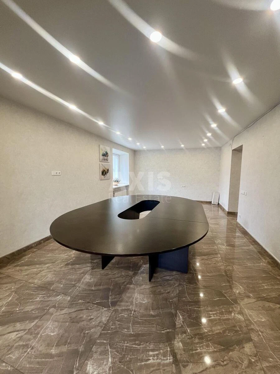 Офис ул. Антоновича 165, 85м2672210