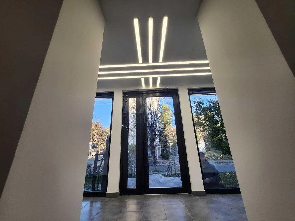 Trade object bul. Pryjmachenko Marii' 4, 70m26722616