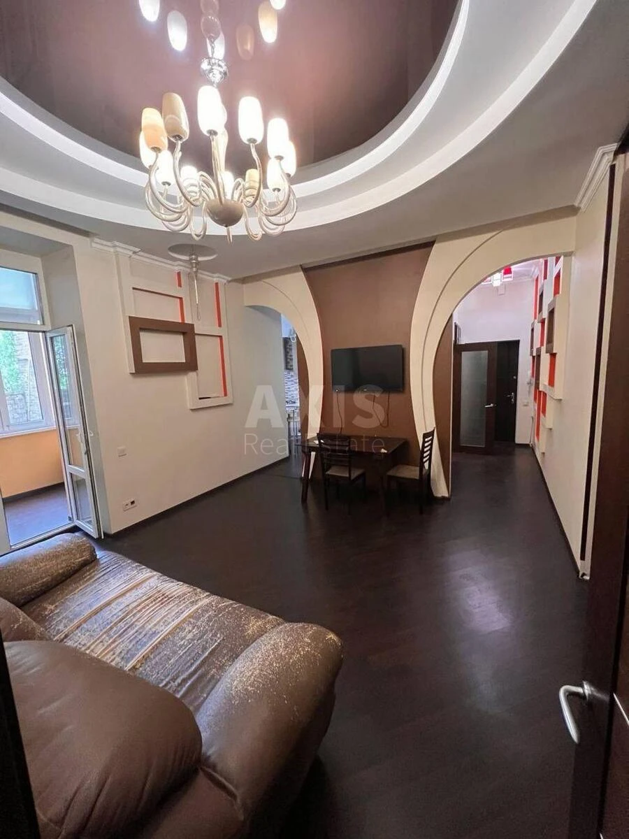 2k apartment vul. Mezhygirs'ka 30673902