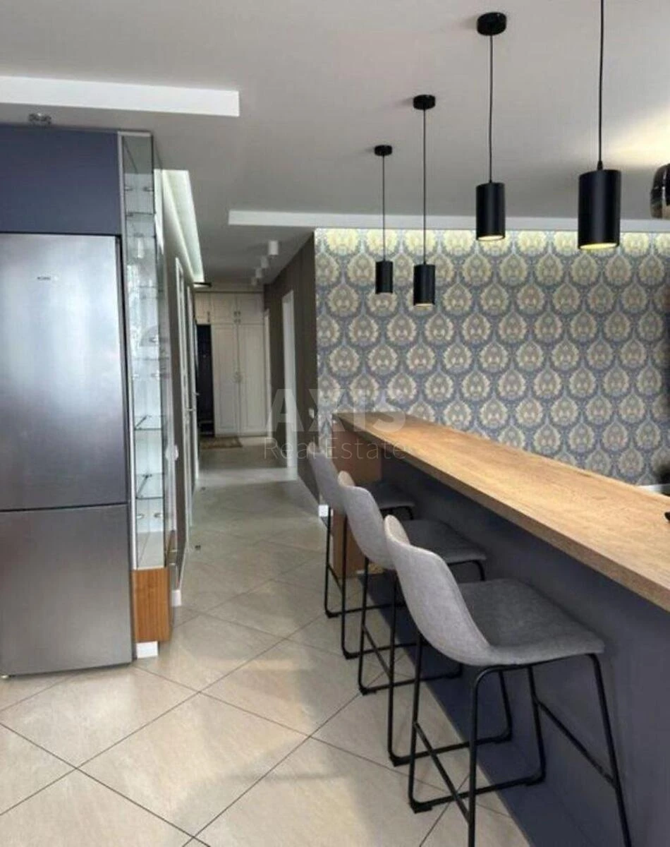3k apartment vul. Sikors'kogo Igorja Aviakonstruktora 1А720341