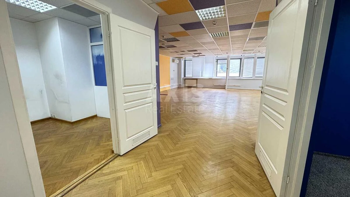 Офис ул. Хмельницкого Богдана 55, 331м2705611