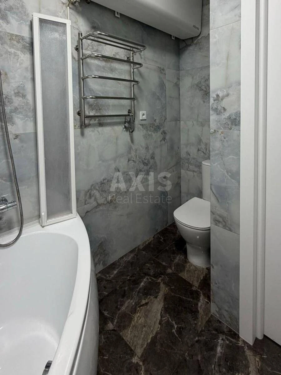 3к квартира ул. Михаила Максимовича 26692989