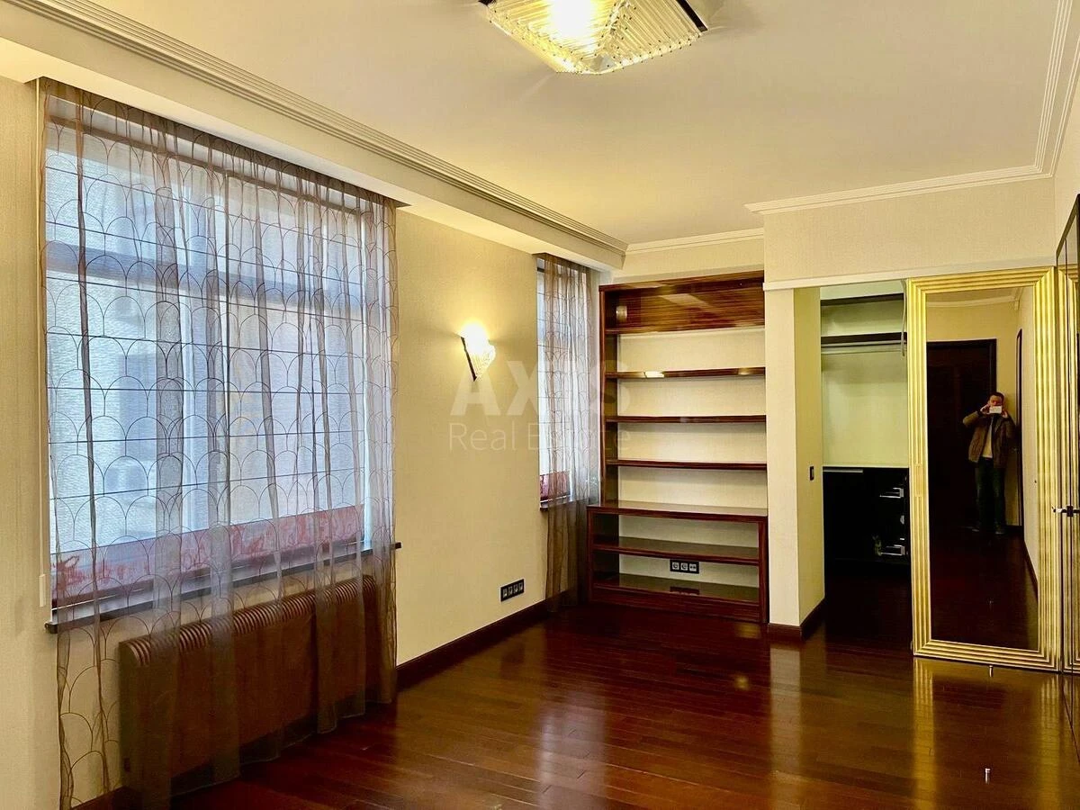 5k apartment vul. Kruglouniversytets'ka 3/5648149