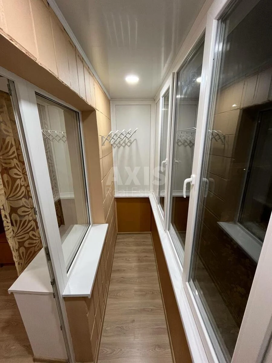 2k apartment vul. Kudri Ivana 20А696206