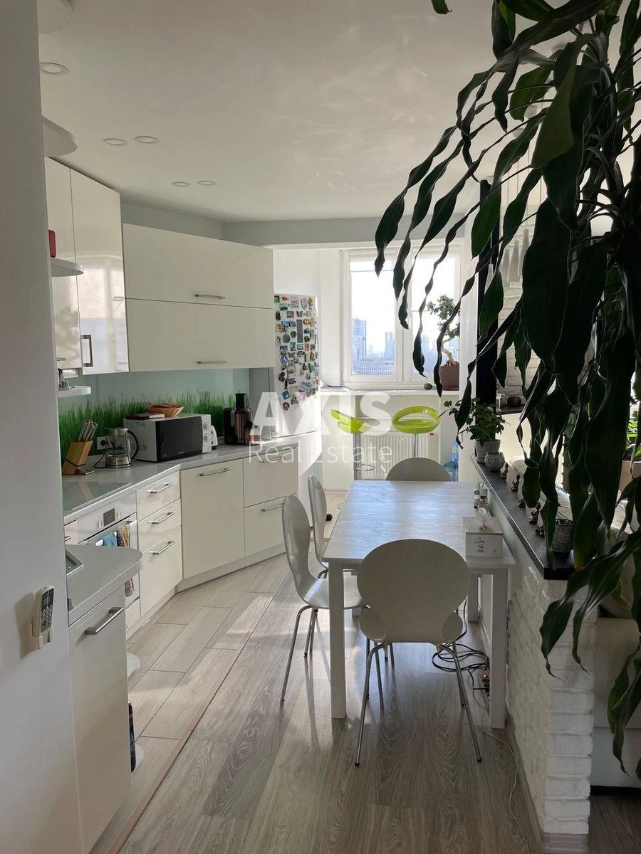 1k apartment vul. Ryz'ka 73Г40873