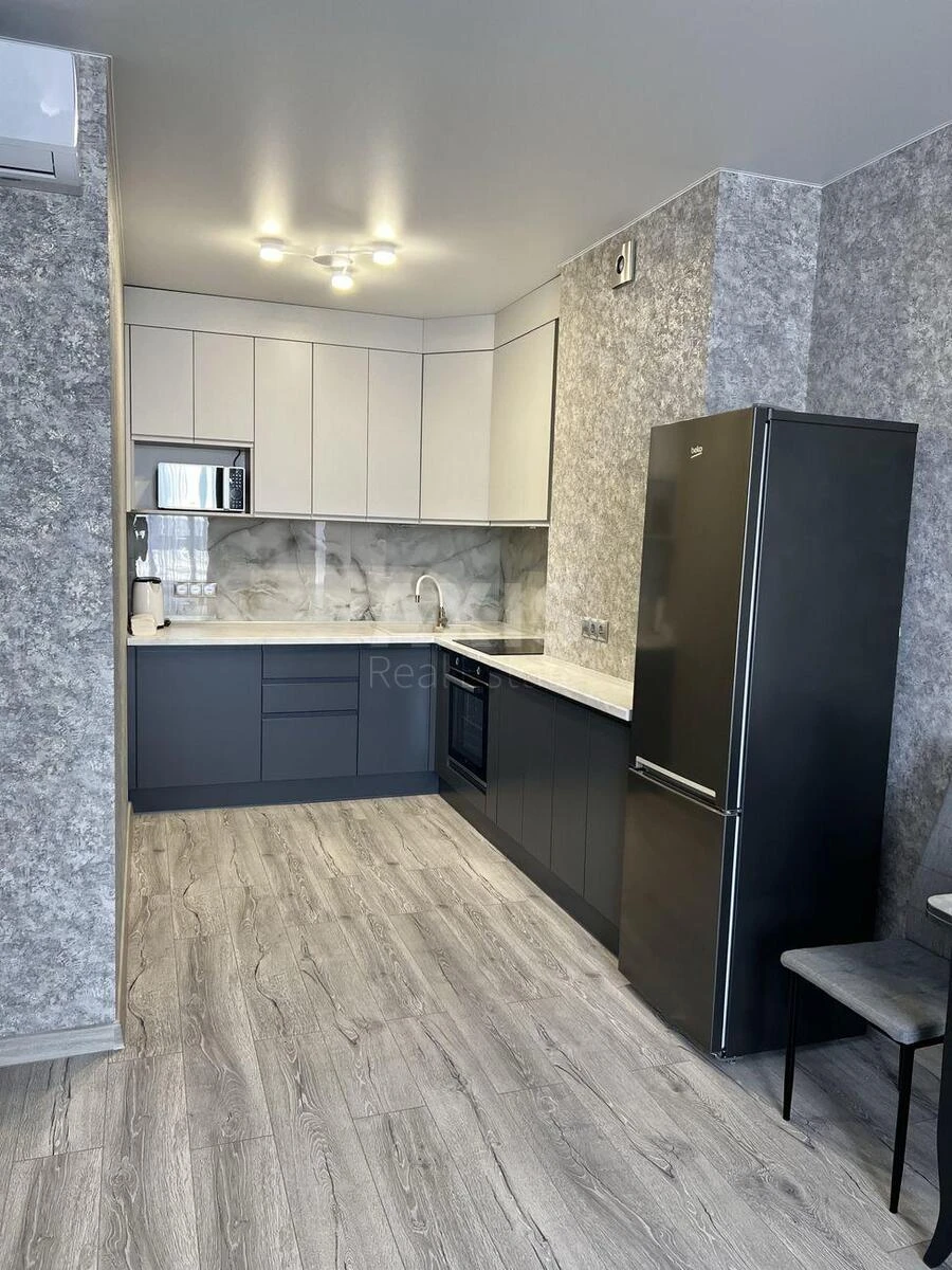 1k apartment vul. Rodyny Kristeriv 2064988