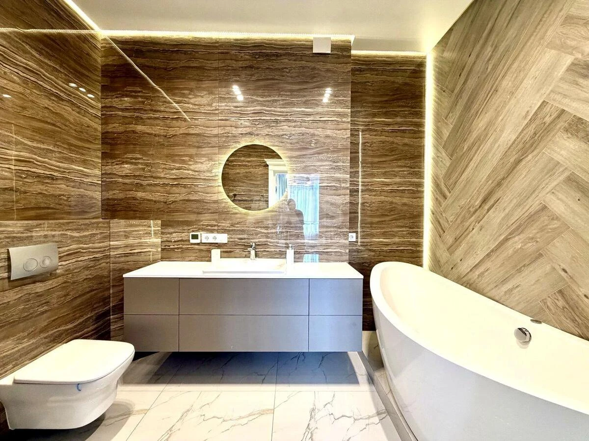 2к квартира ул. Александра Конисского 22А666419