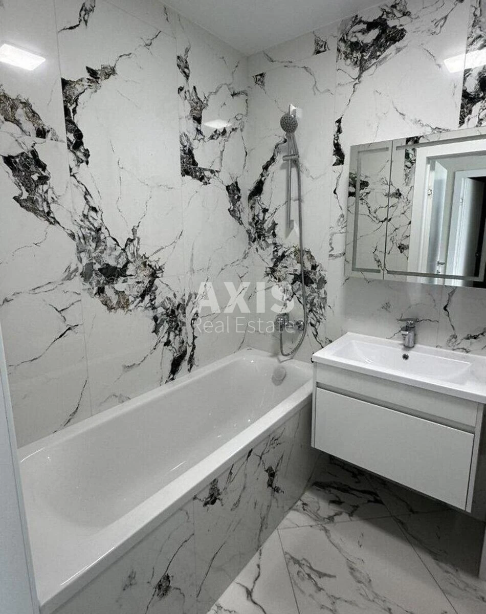 2к квартира Олега Мудрака ул. Два Б670455