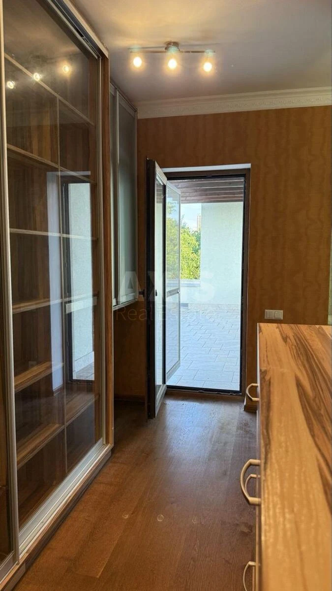 Дoм ул. Садовая 8-я, 320м2, город Киев5859310