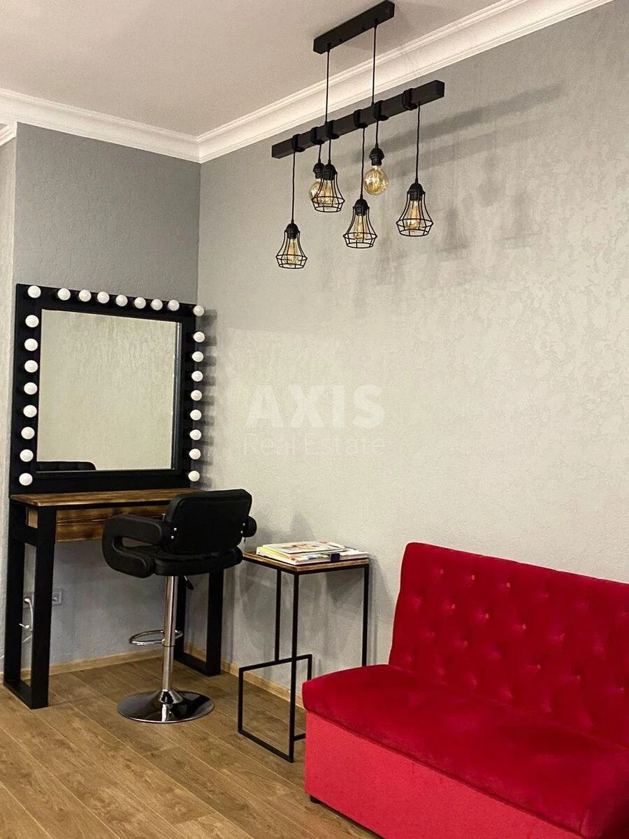 Trade object vul. Ushakova Mykoly 8, 52m2686734