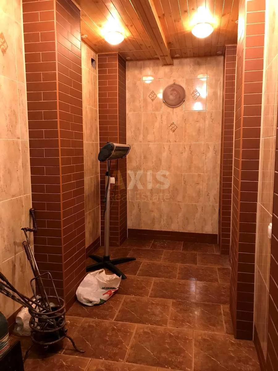 Дoм ул. Нечуя-Левицкого, 399м2, город Киев7043019