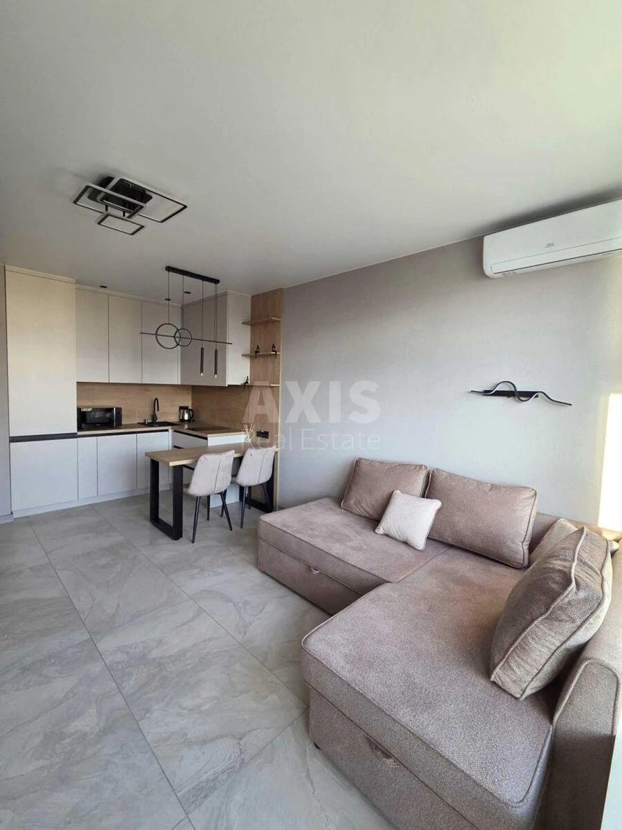 1k apartment vul. Zarichna 2А642443