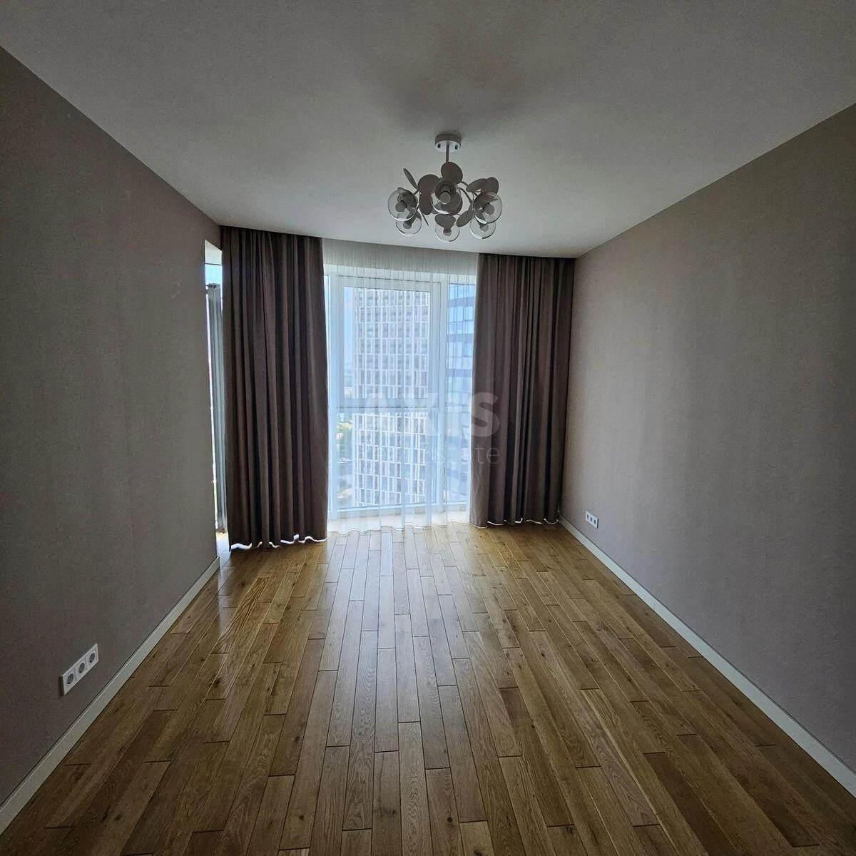 3k apartment vul. Zarichna 1А695127