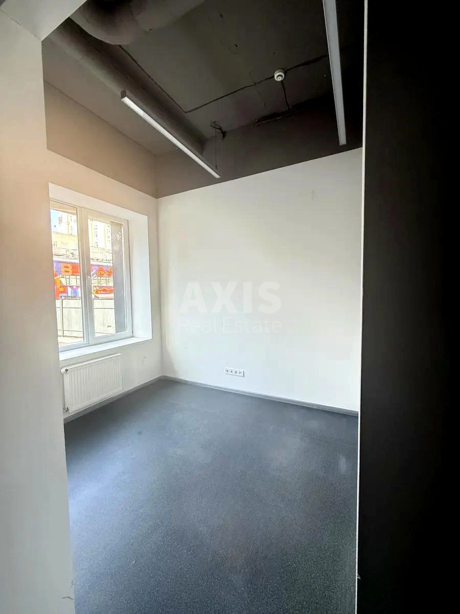 Office vul. Nyzhnij Val 51, 300m2677910