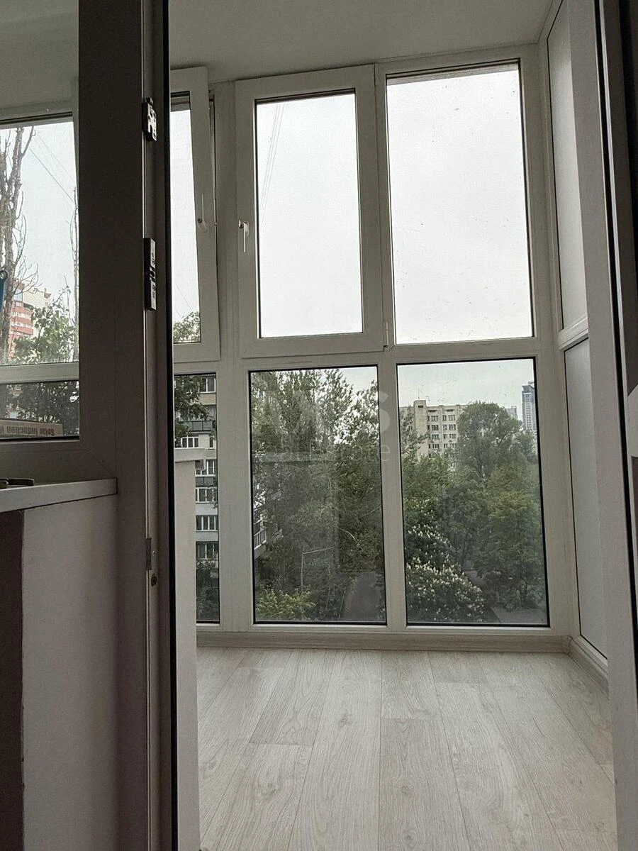 2k apartment vul. Buchmy Amvrosija 8682332