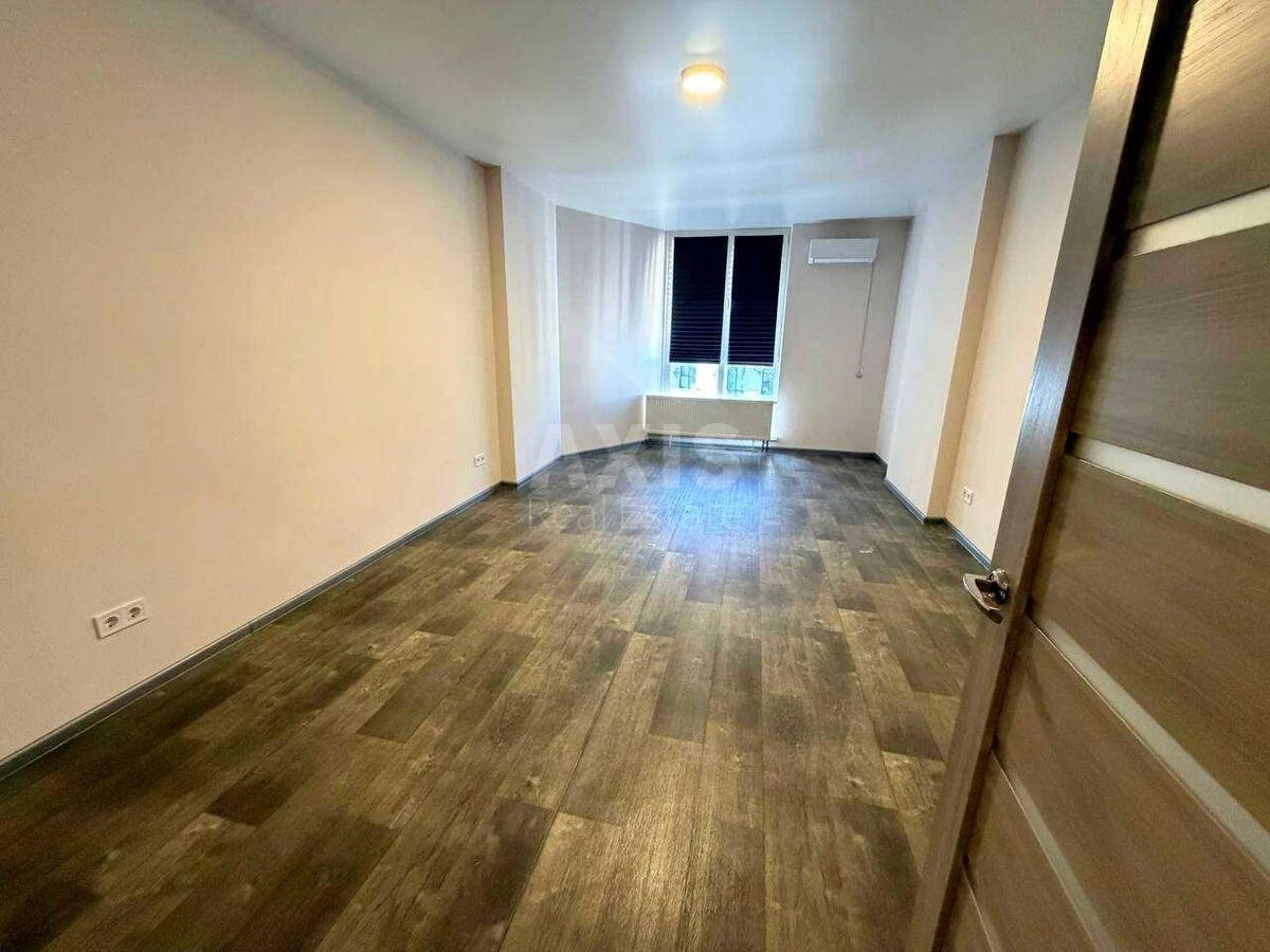 Office vul. Central'na 21А, 84m2712797