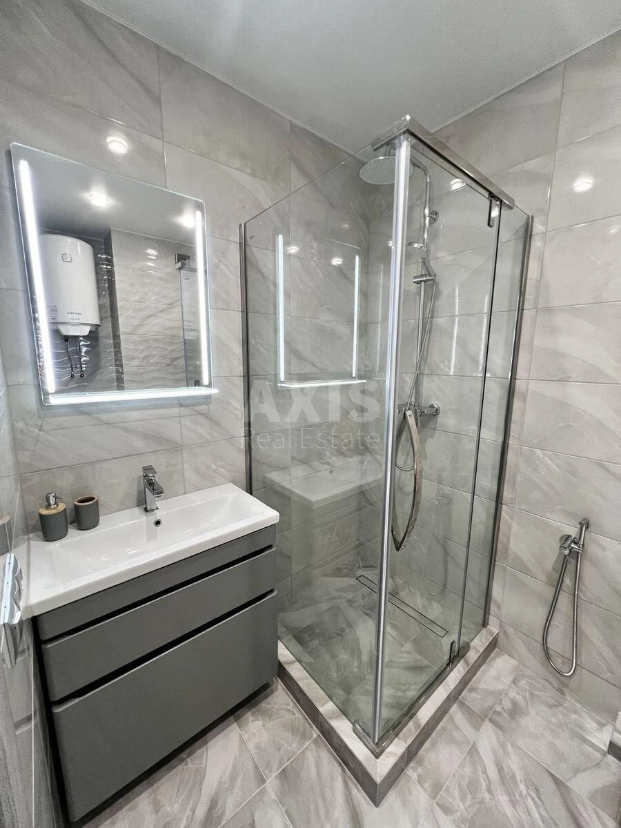 1k apartment vul. Rodyny Kristeriv 20649883