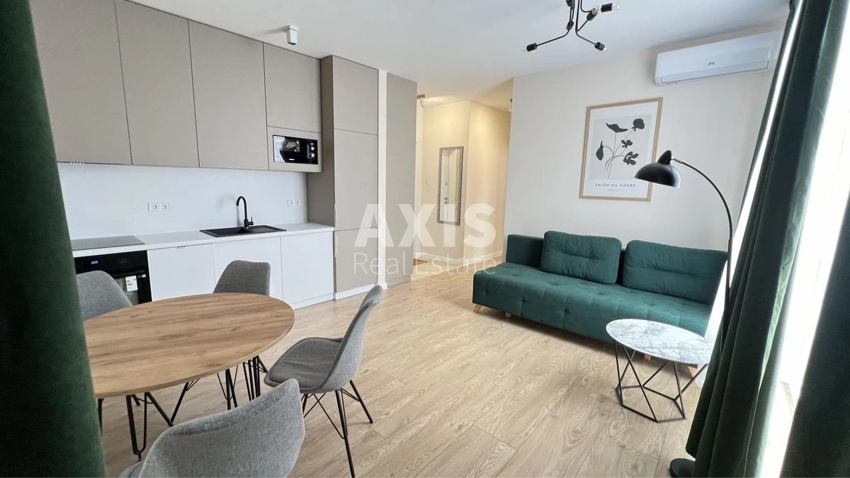 1k apartment bul. Ryl's'kogo Tadeja 1401200