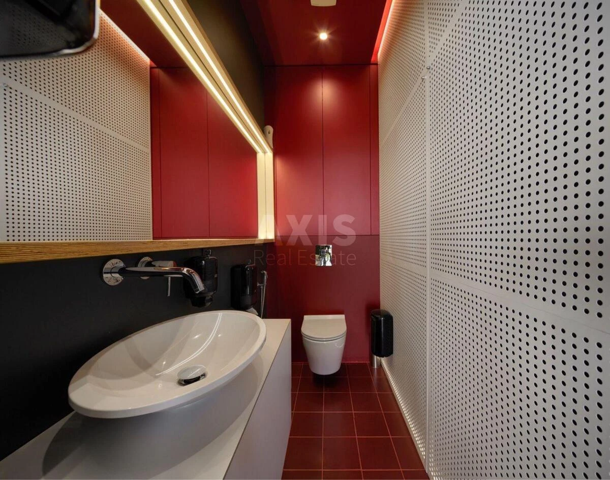 Office vul. Sichovyh Stril'civ 48А, 217m26750414