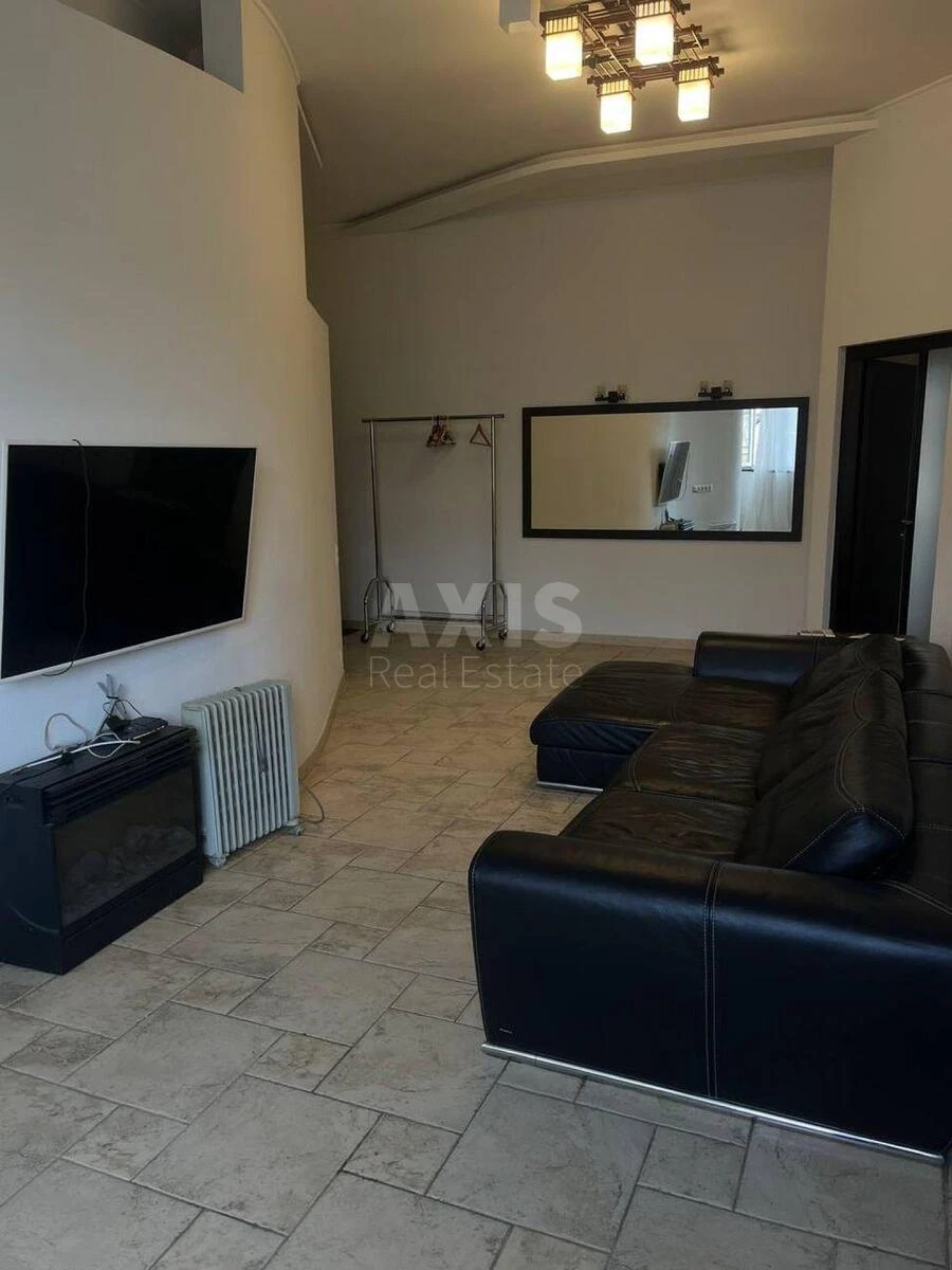2k apartment vul. Esplanadna 2688130