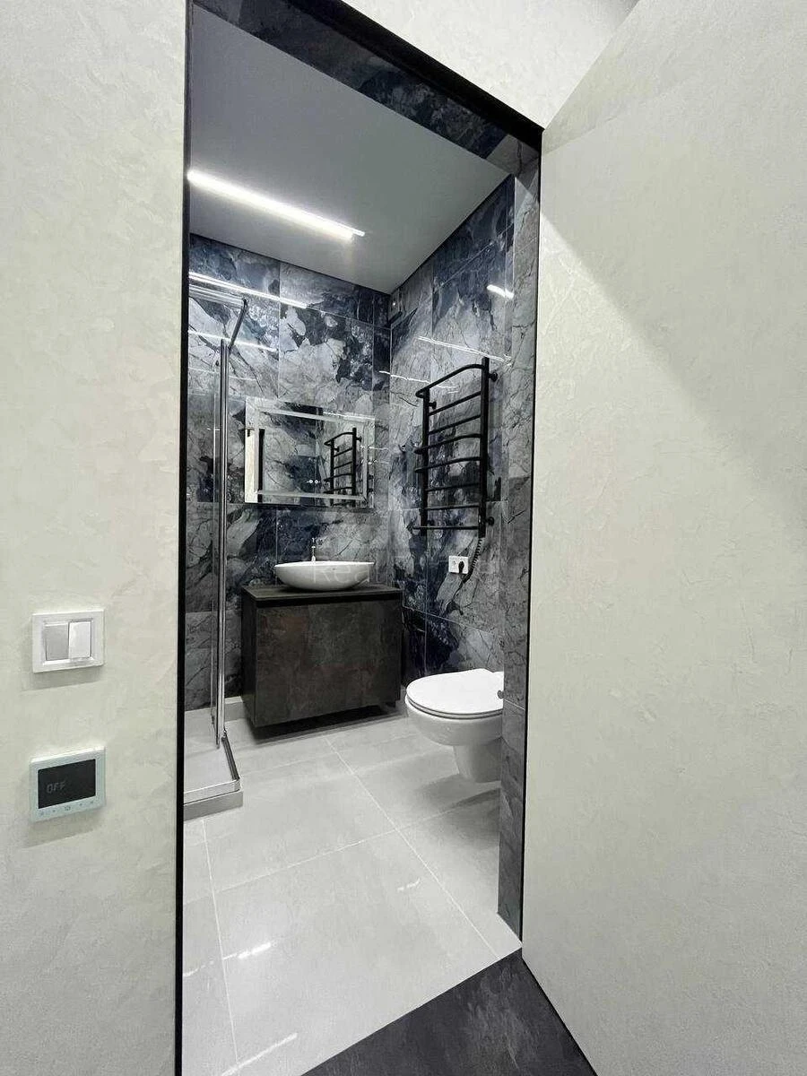 1k apartment vul. Saljutna 2Б599519