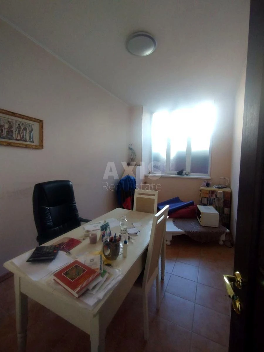 Office pr-t Vidradnyj 95Г, 455m2660886