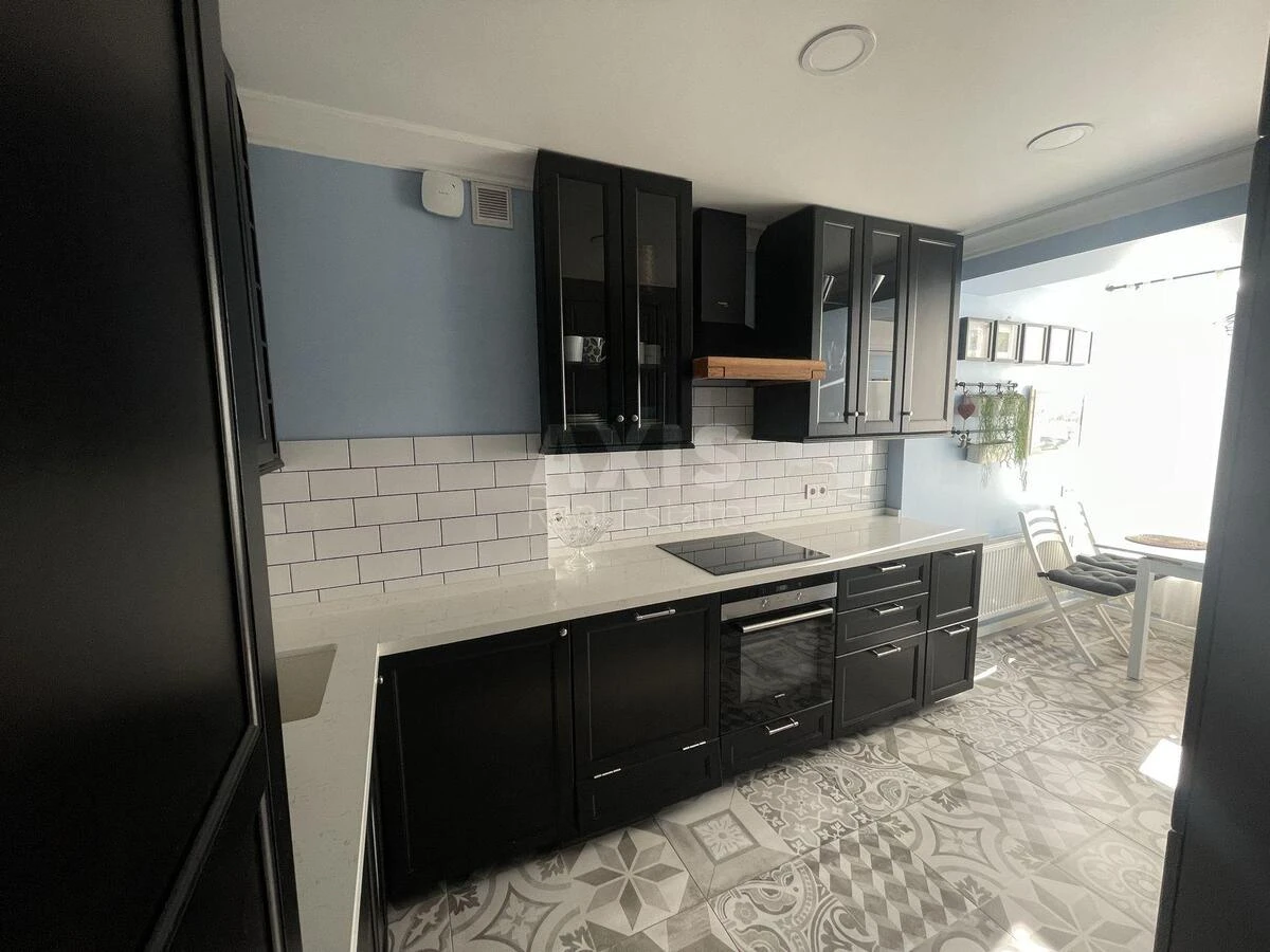 1k apartment pr-t Berestejskij 39693351