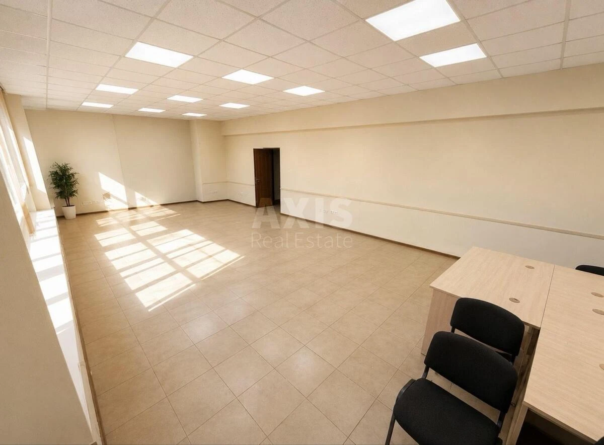 Office vul. Bankova 3, 180m2708722