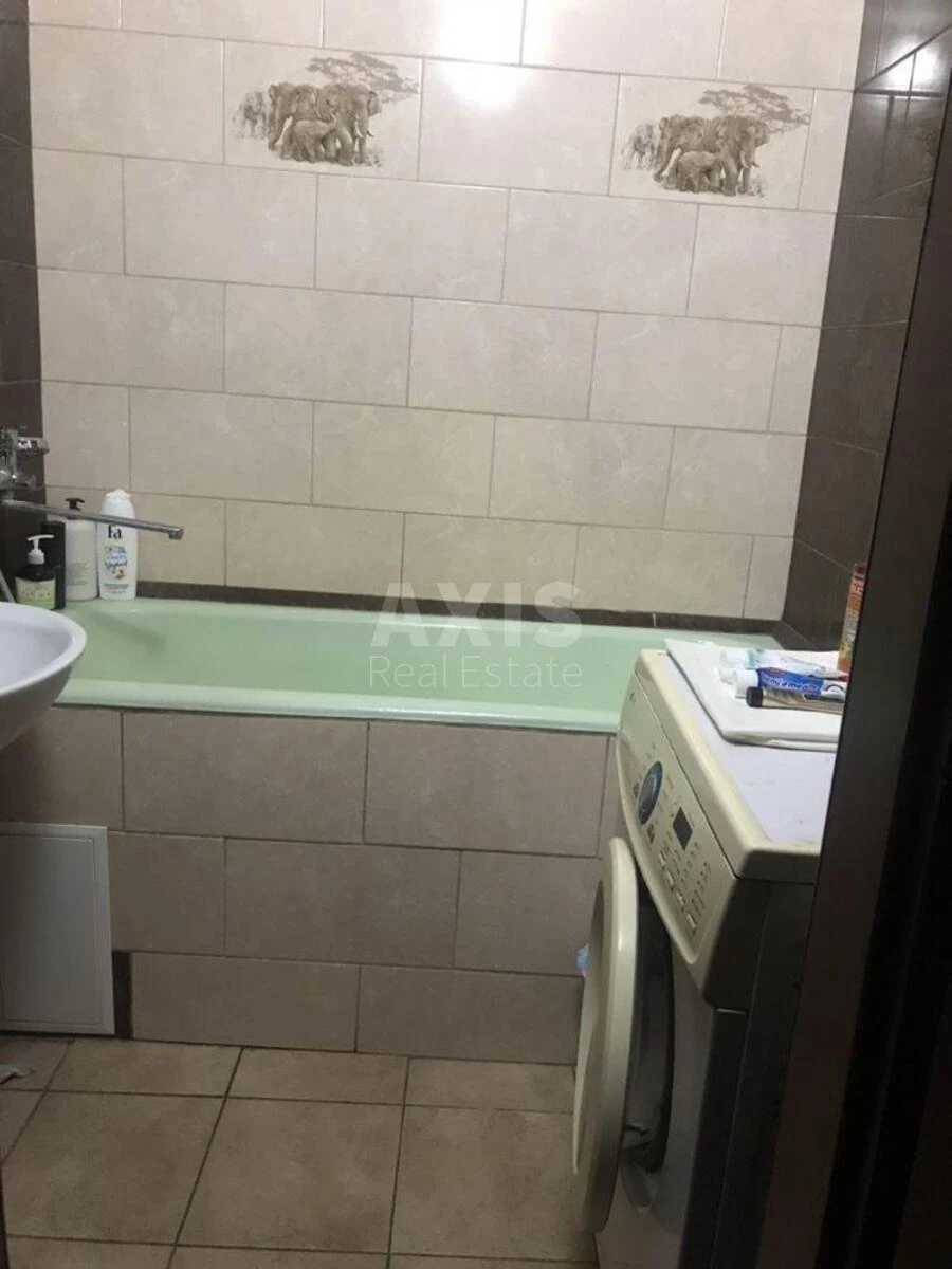 3k apartment vul. Chornobyl's'ka 24/26684204