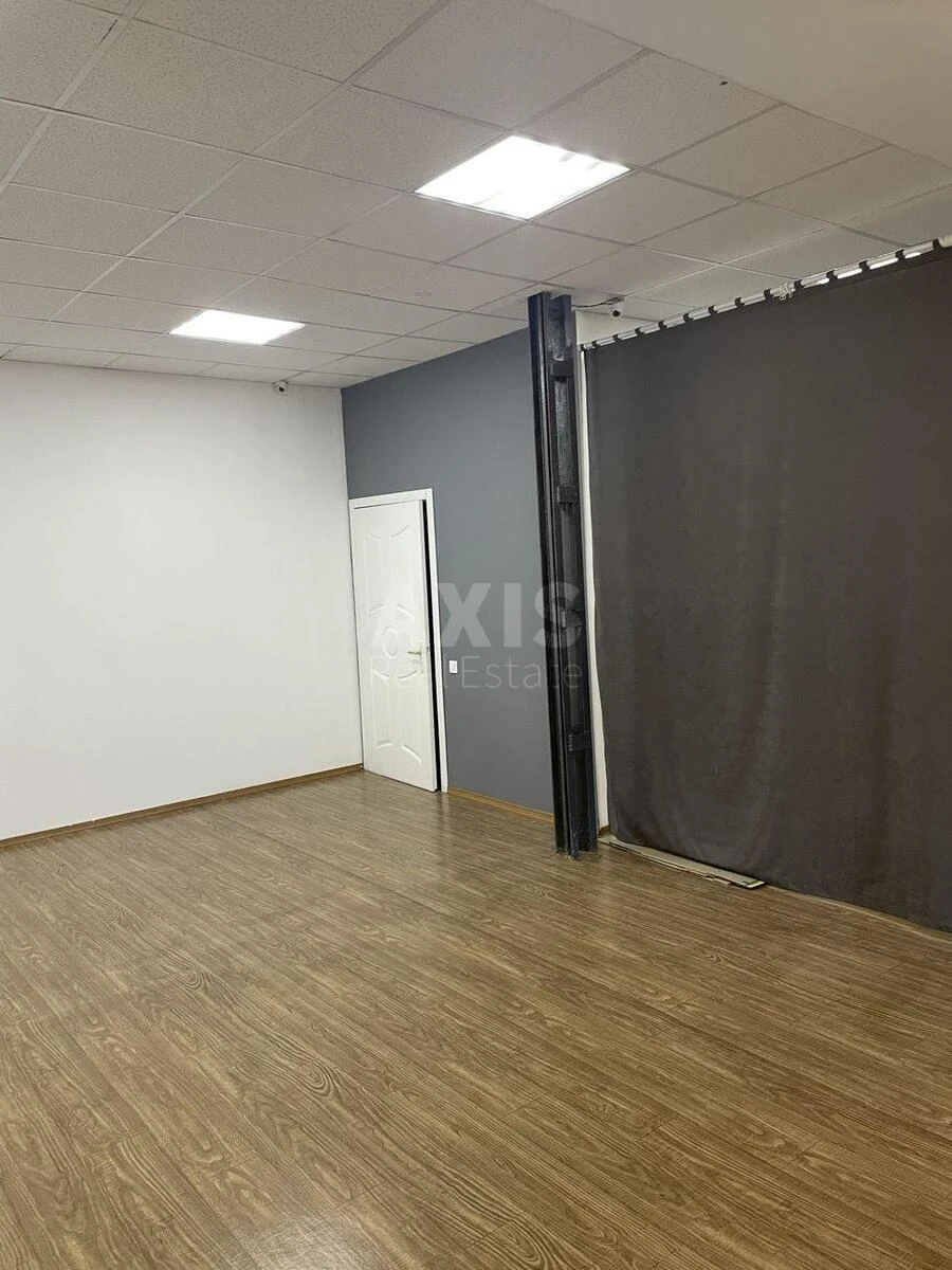 Office vul. Malevycha Kazymyra 86, 70m2698333