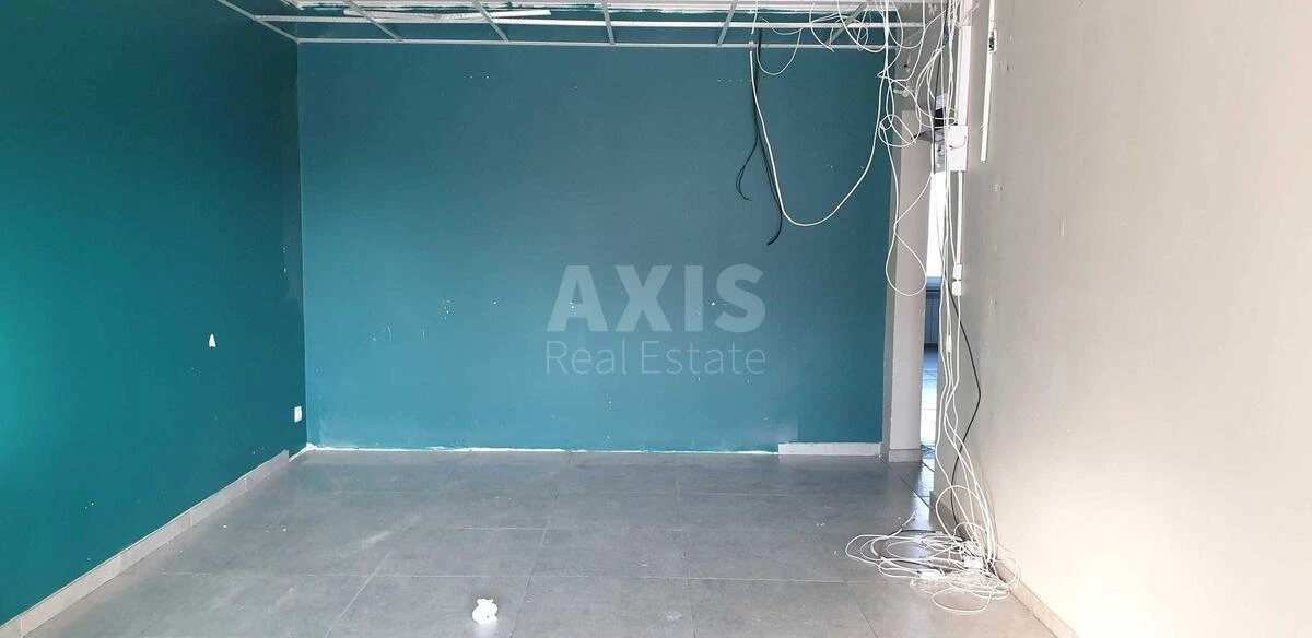 Объект торговли ул. Ревуцкого 35, 77м2648886