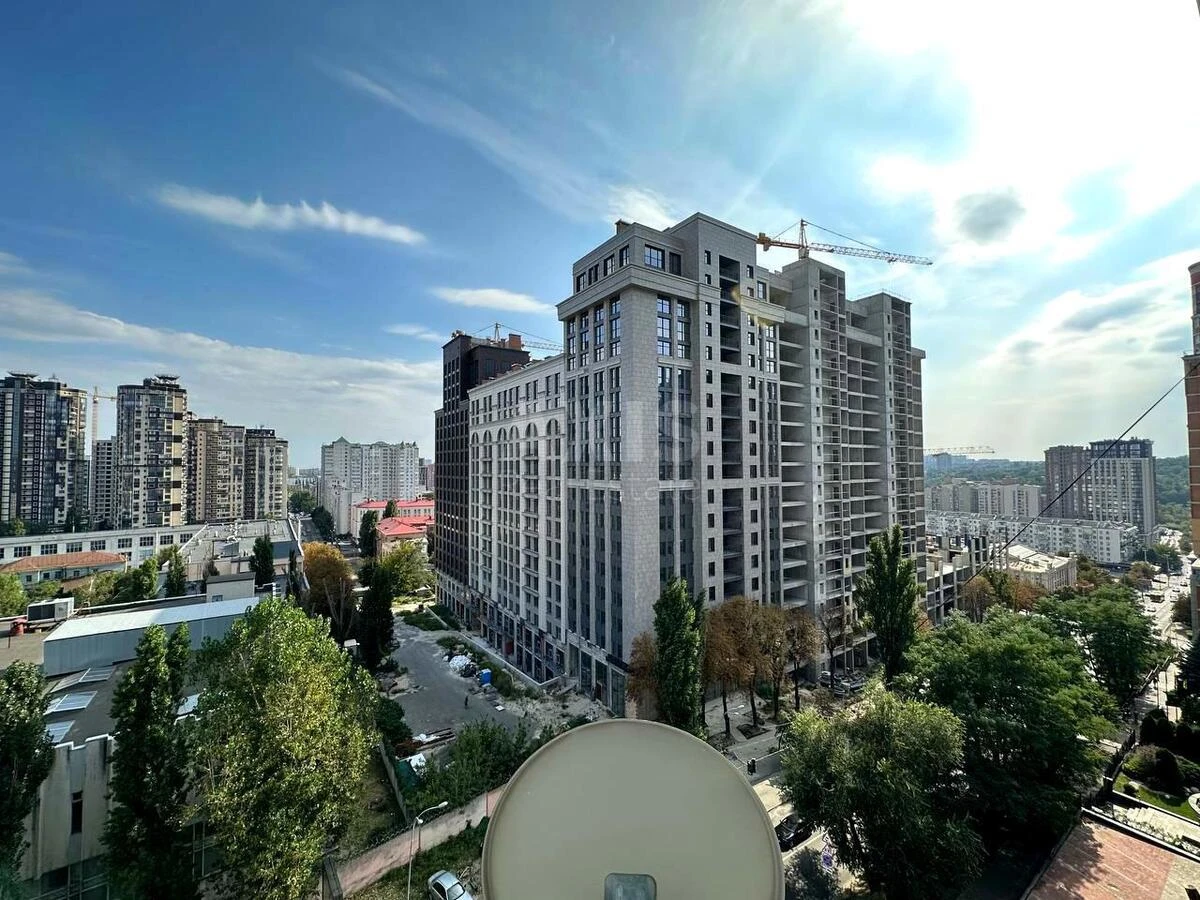 3k apartment vul. Jevgena Konoval'cja 15/4665478
