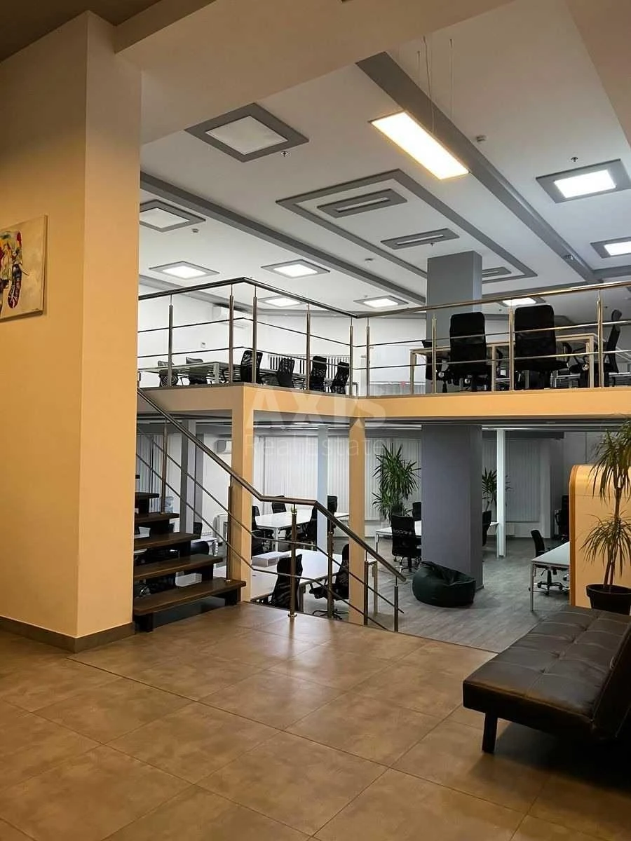 Office vul. Saksagans'kogo 70А, 385m2671372