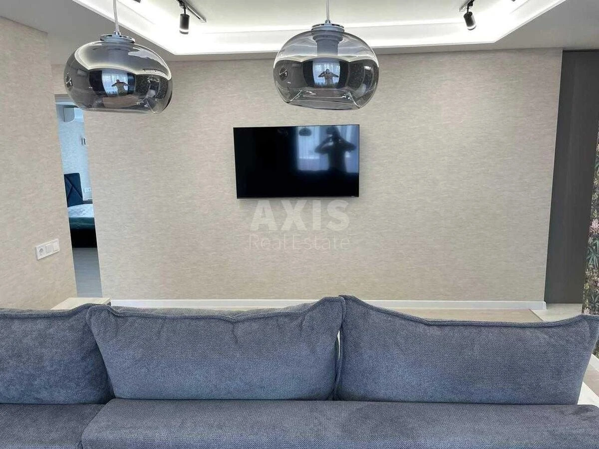 3k apartment pr-t Berestejskij 20687274