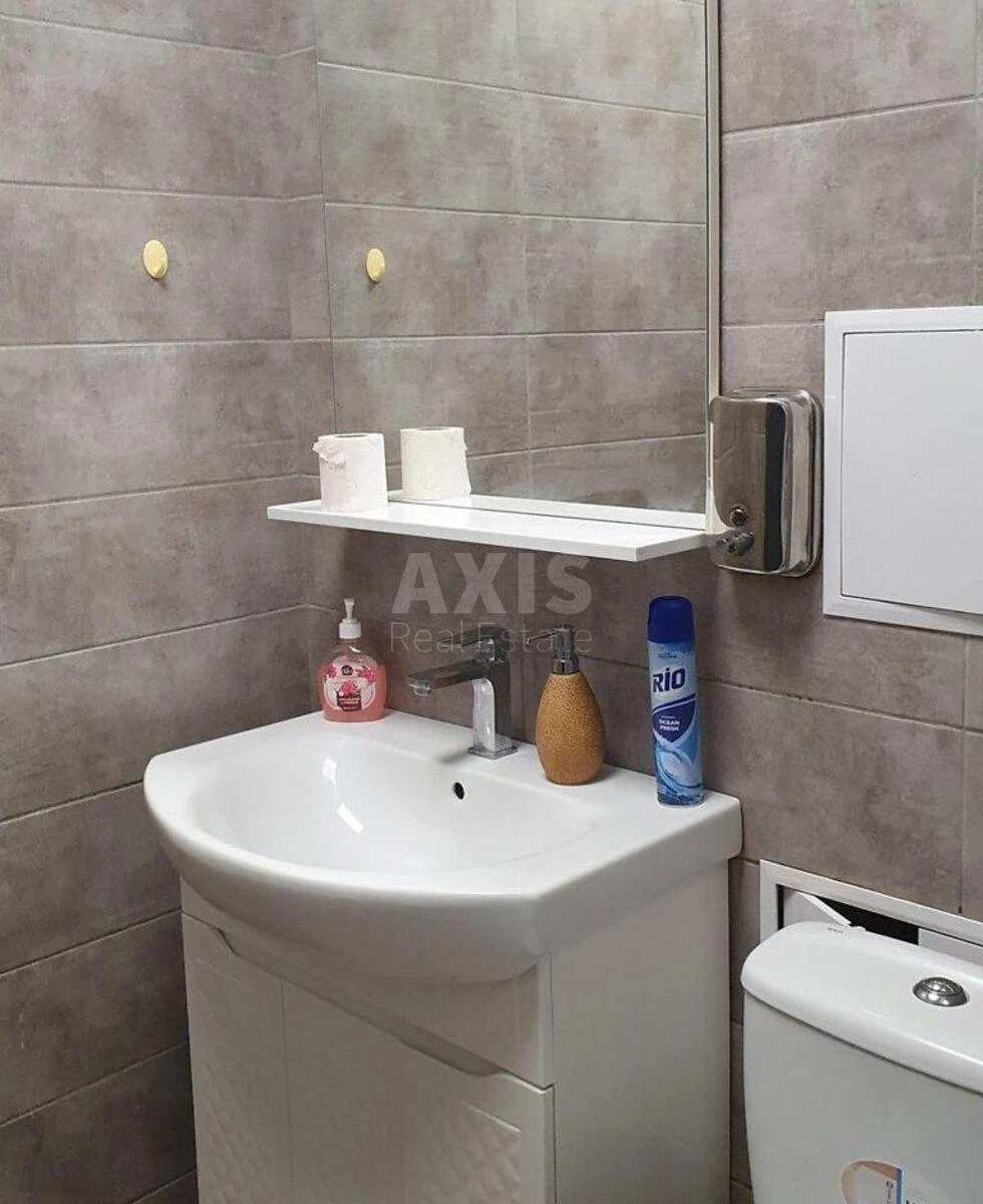 Office bul. Lesi Ukrai'nky 10А, 317m2686568