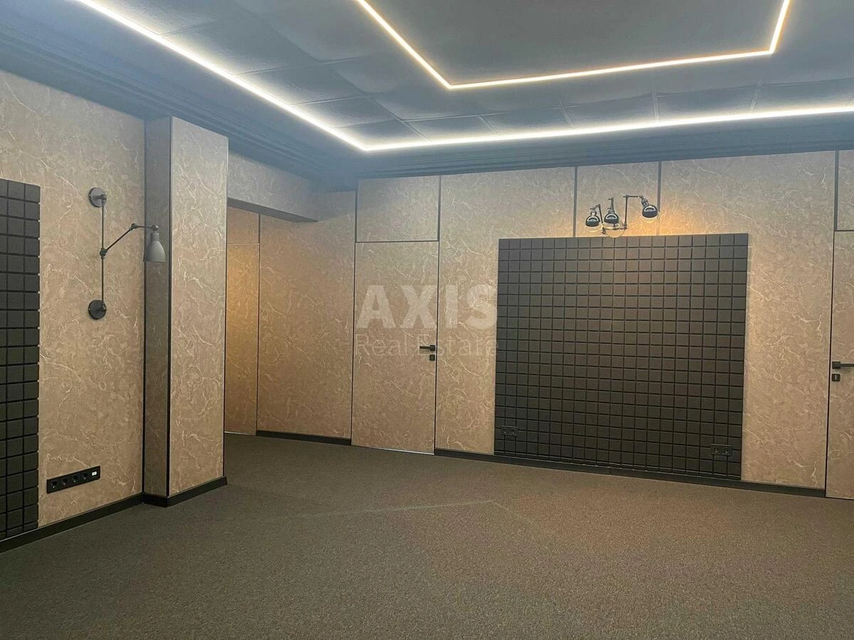 Офис пр-т Соборности 19, 126м2715930