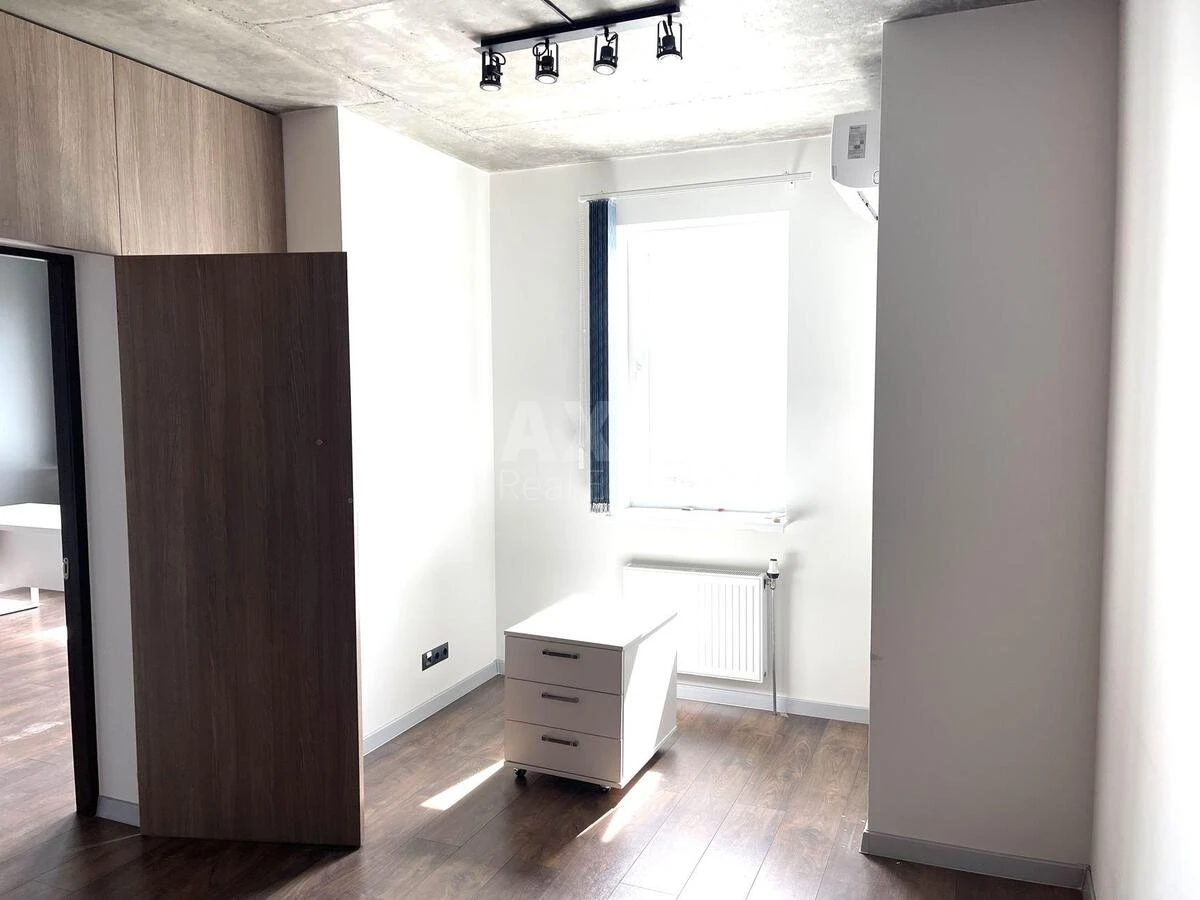 Office vul. Sribnokil's'ka 1, 150m2675814