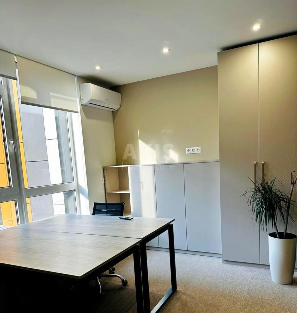 Офис ул. Джона Маккейна 3А, 120м2658793