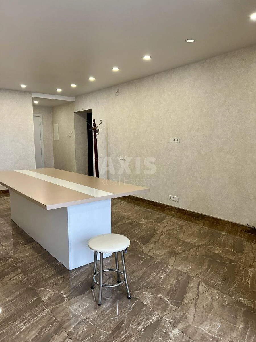 Офис ул. Антоновича 165, 85м2672212