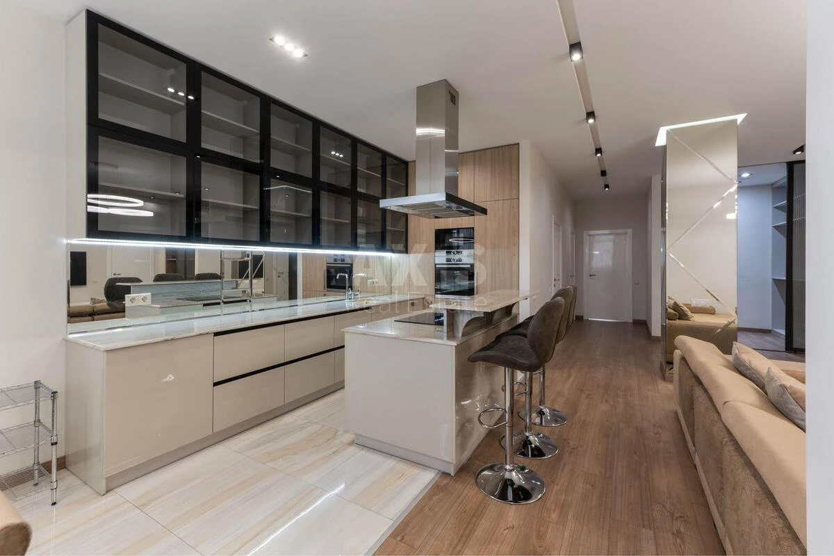 4k apartment vul. Andriya Verkhohlyada 14672565