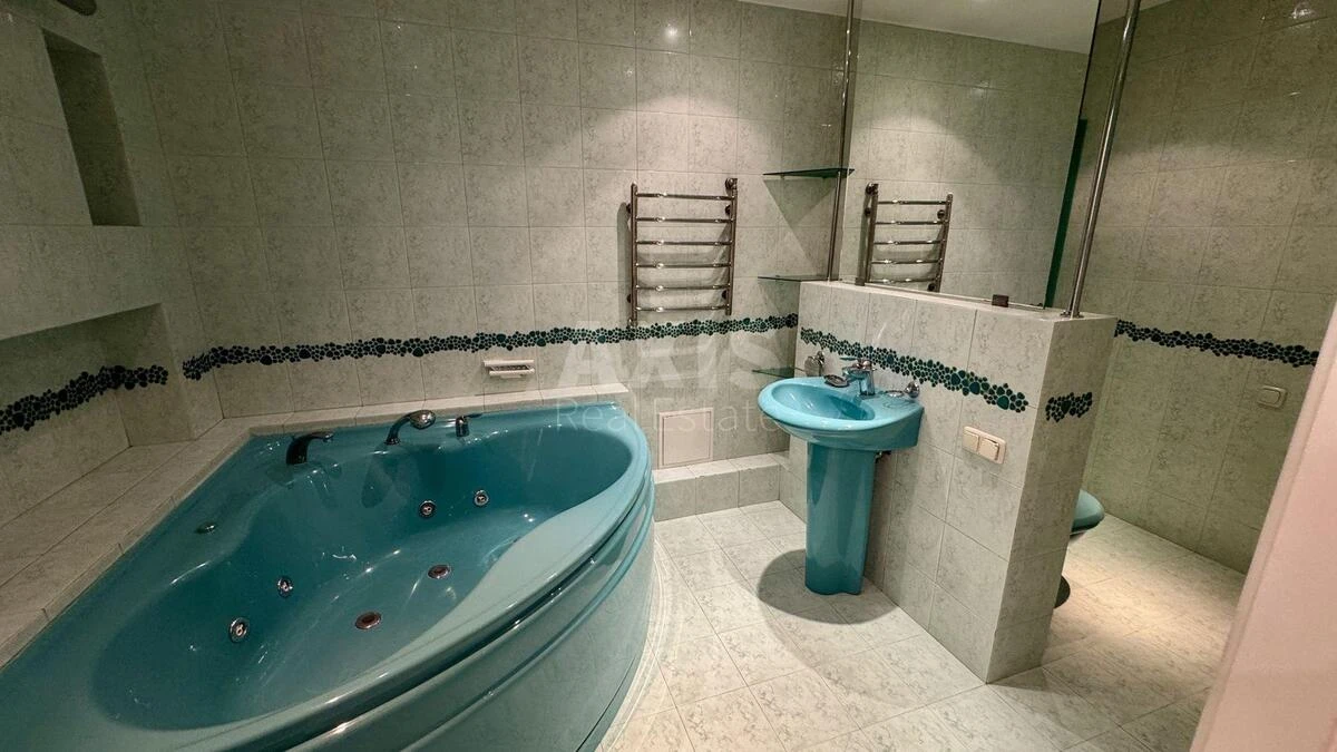 3k apartment vul. Nazarivs'ka 7Б6737517