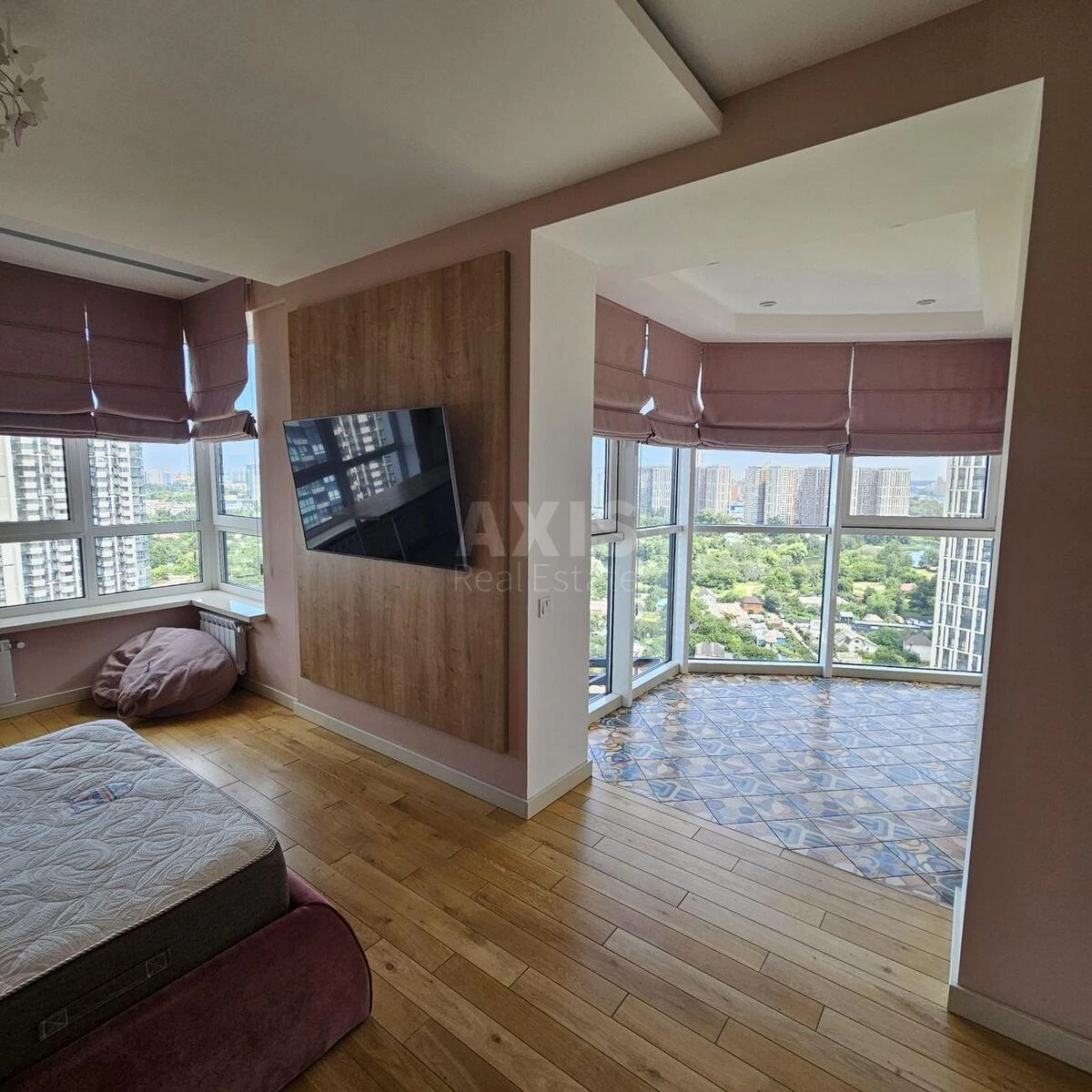 3k apartment vul. Zarichna 1А695125