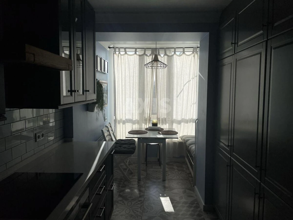 1k apartment pr-t Berestejskij 39693352